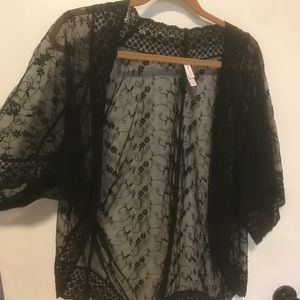 LACE KIMONO